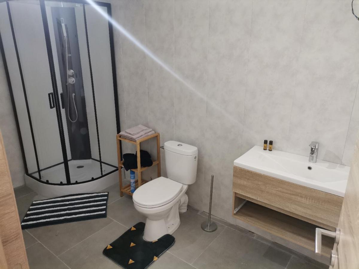 Le Caillou Blanc Homestay